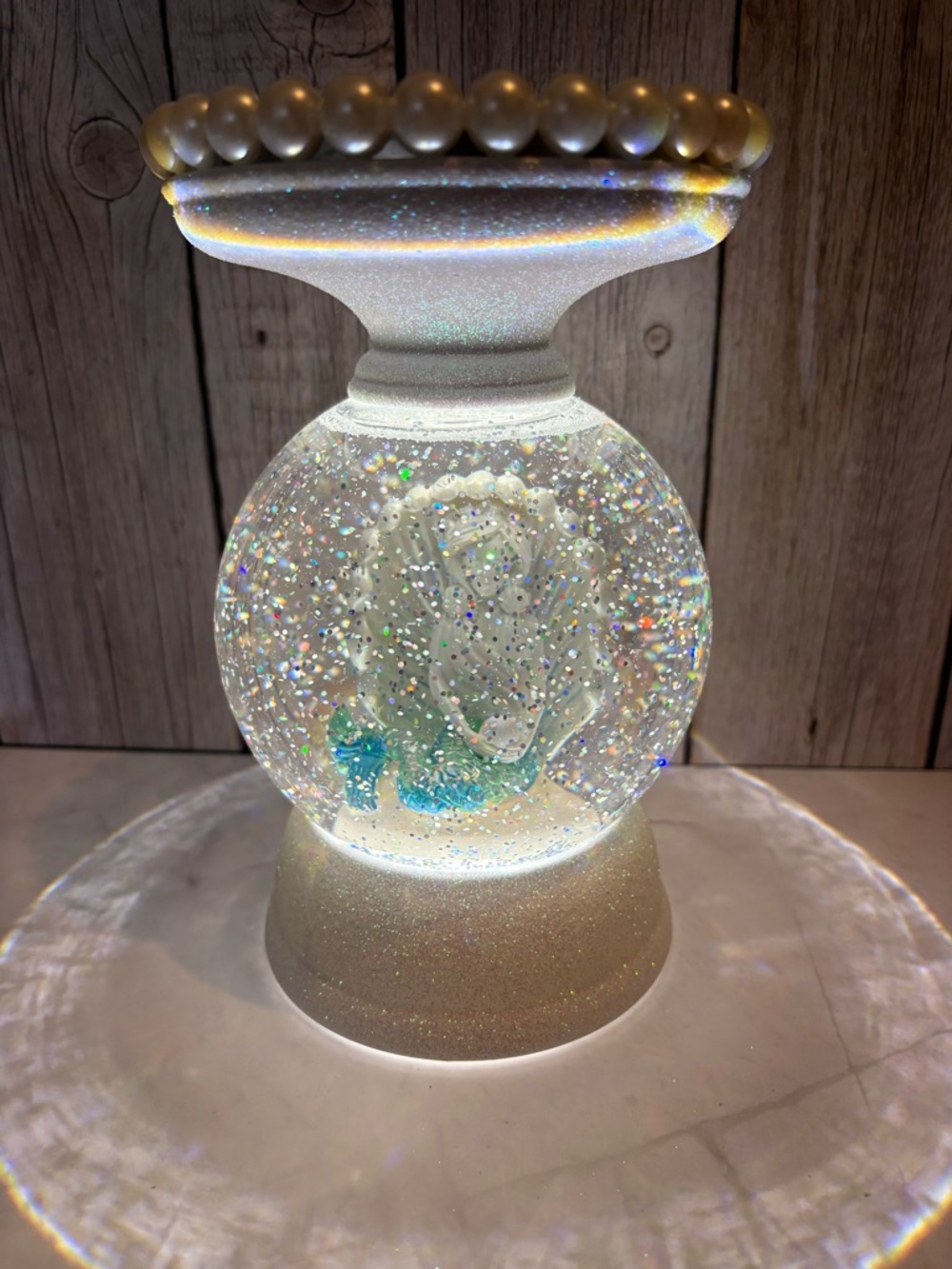 Bath & Body Works Mermaid Pearls Water Globe 3-Wick Candle Holder